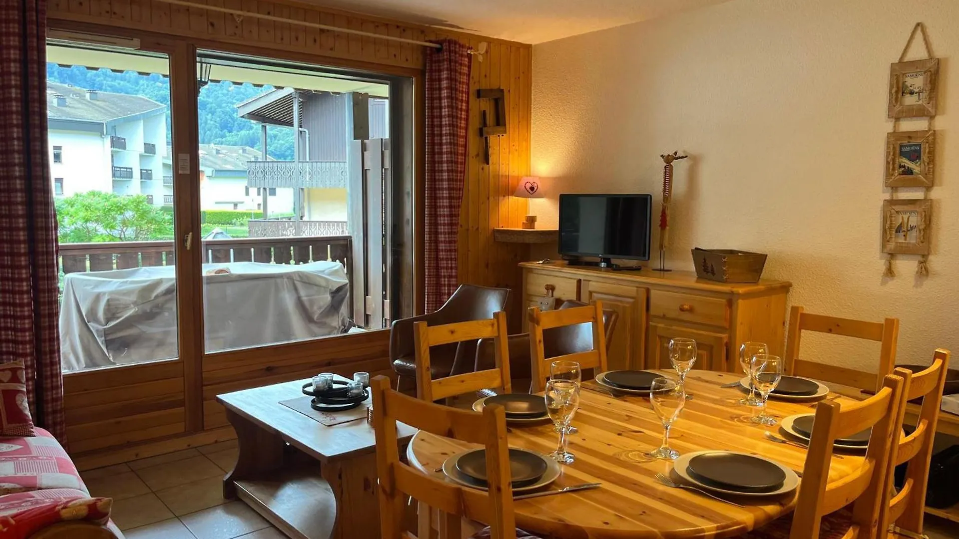 Appartement 52M², Terrasse, Parking, Coeur De Samoens, Ski & Commerces Proches - Fr-1-624-19 아파트 사모엥